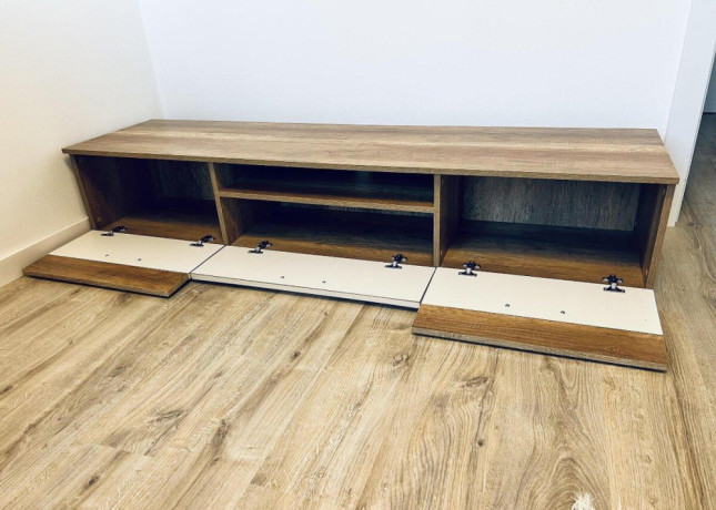 stolik-pod-tv-big-1