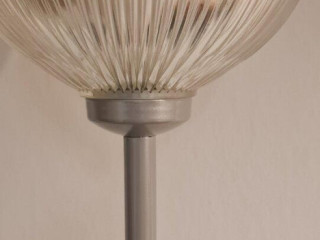 predam-stojacu-lampu-so-sklenenym-tienidlom
