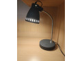 predam-studentsku-stolnu-lampu-small-0