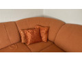 oranzova-rohova-sedacka-small-2