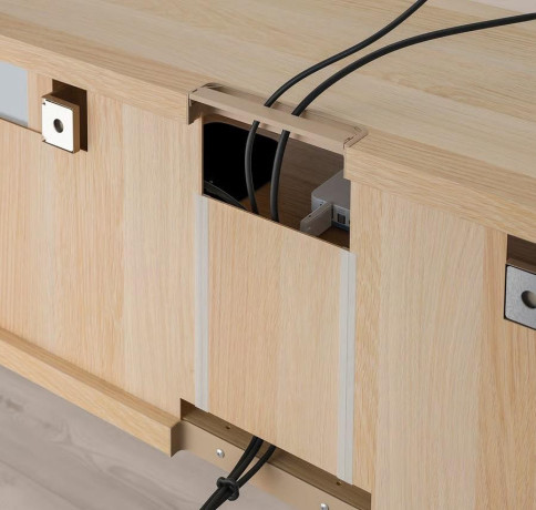 ikea-besta-skrinka-na-tv-dvierkami-bielo-moreny-dub-vzor-big-3