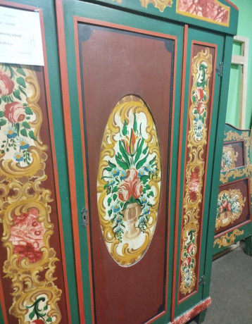 starozitny-malovany-nabytok-big-4