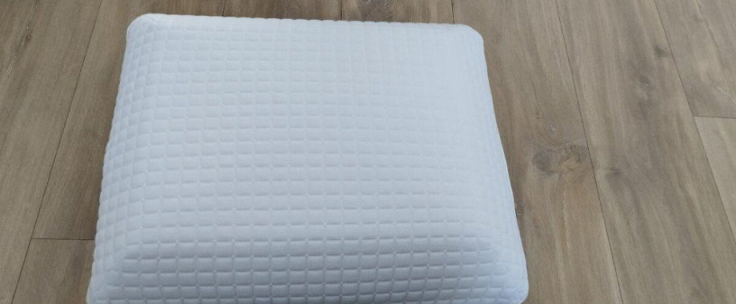 2ks-mjolkklocka-ergonomicky-vankus-41x51cm-big-1