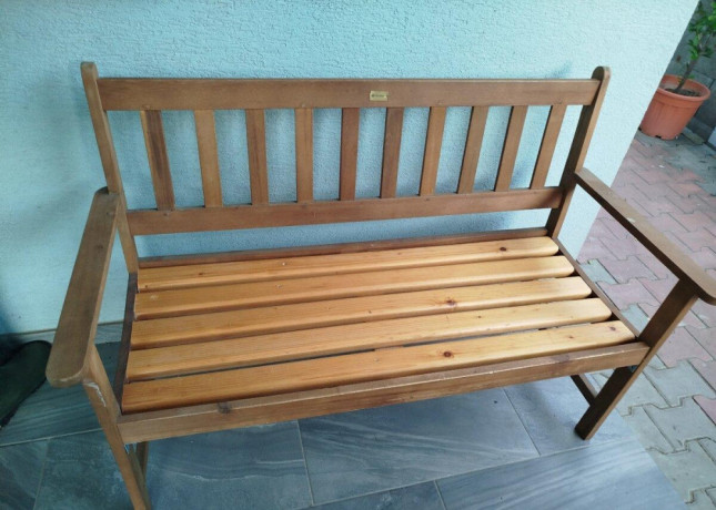lavica-dvojsedak-big-1