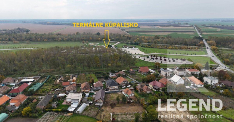 chalupa-nesvady-pekny-pozemok-715-m2-blizko-termalne-kupal-big-3