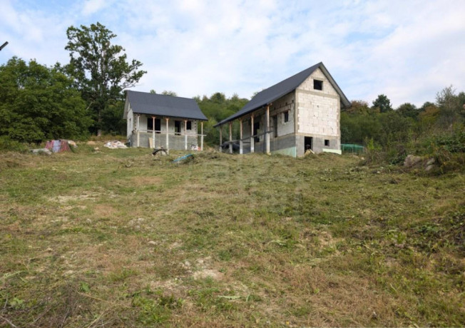 rekreacne-chaty-v-oaze-pokoja-vo-vychodnych-karpatoch-big-0