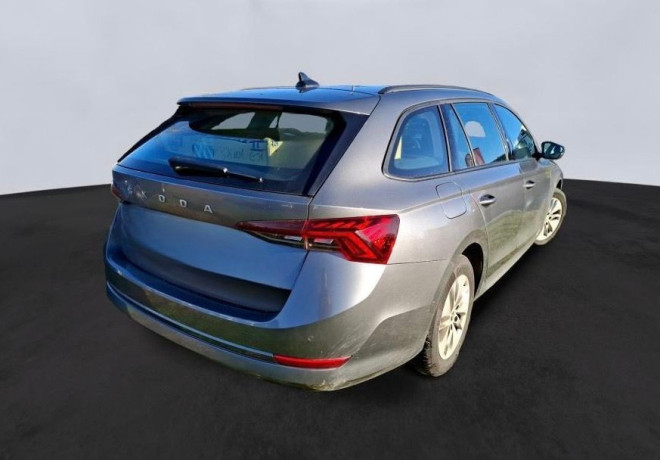 skoda-octavia-combi-20-tdi-scr-style-dsg-110kw150hp-a7-big-0
