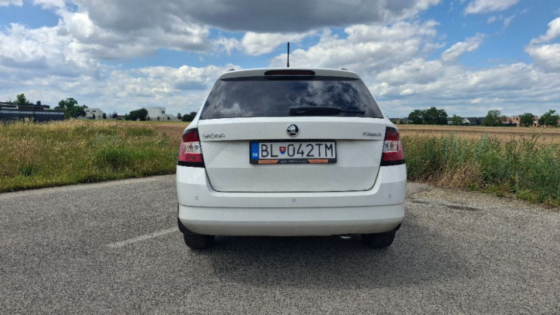 skoda-fabia-combi-10-tsi-70kw-37000-km-big-0