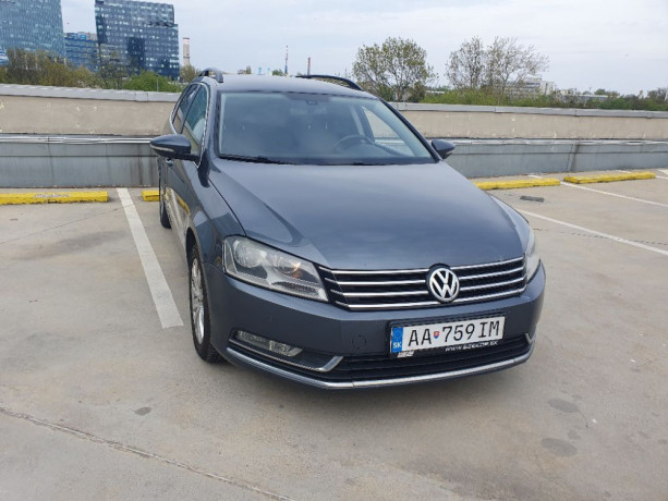 volkswagen-passat-variant-predam-volkswagen-passat-variant-big-0