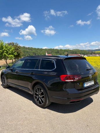 volkswagen-passat-variant-b8-facelift-20-tdi-dsg-business-140kw-big-2