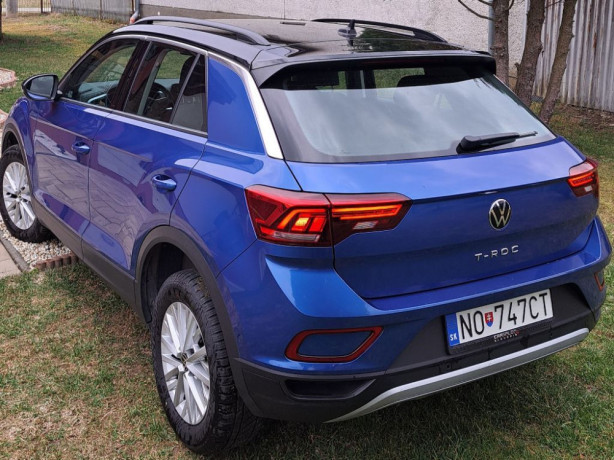 volkswagen-t-roc-15-tsi-style-dsg-110kw150hp-a7-big-3
