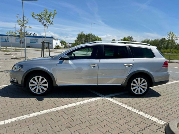 volkswagen-passat-alltrack-4-motion-20-tsi-dsg-highline-big-1