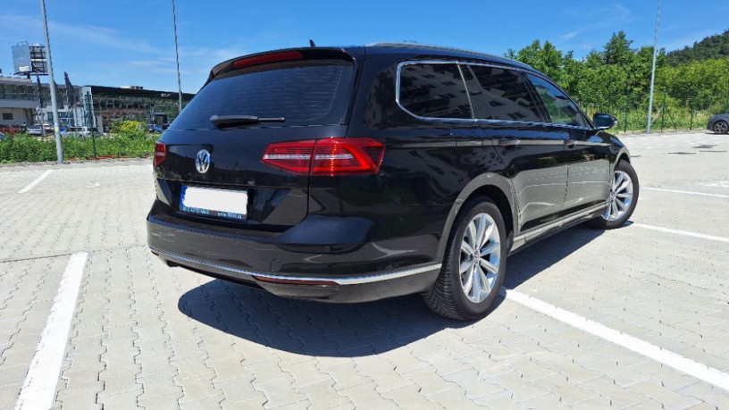 volkswagen-passat-variant-20-tdi-bmt-highline-dsg-110kw150hp-a6-big-1