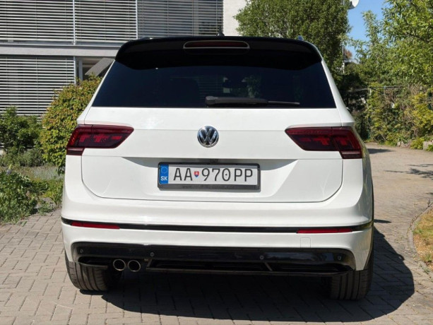 volkswagen-tiguan-20-tdi-evo-r-line-4motion-dsg-110kw150hp-a7-big-1