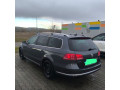 volkswagen-passat-variant-16-small-0