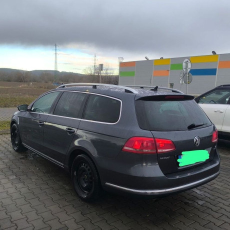 volkswagen-passat-variant-16-big-0