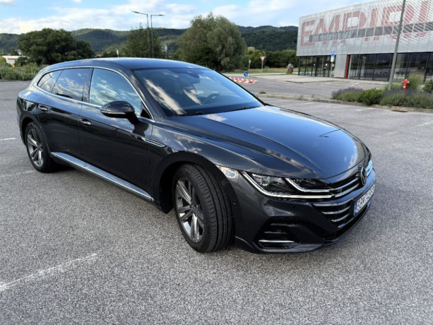 volkswagen-arteon-shooting-brake-r-line-4x4-tazne-full-service-big-3