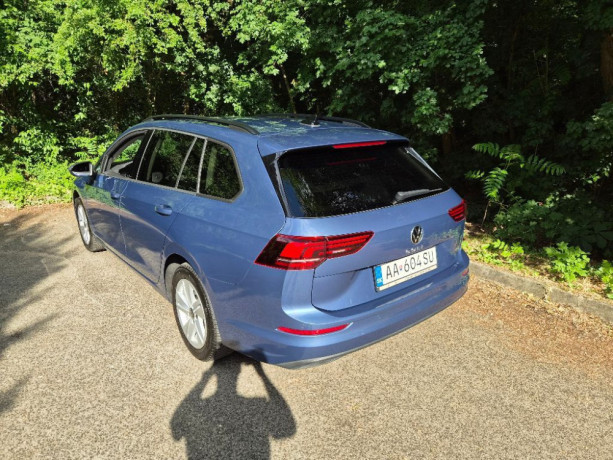 volkswagen-golf-variant-85-big-0