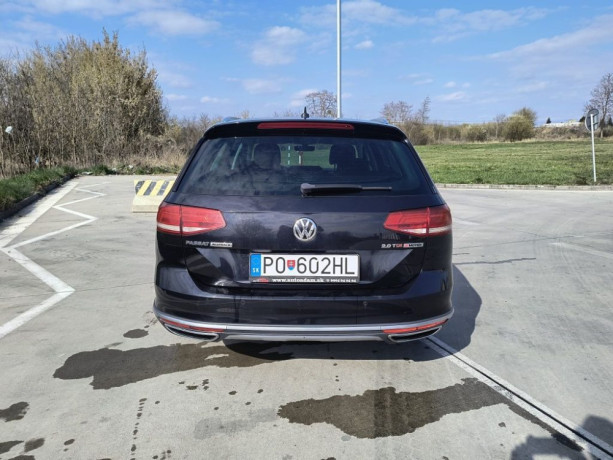 volkswagen-passat-variant-alltrack-20-tdi-140kw-190hp-bmt-scr-busin-dsg-a7-big-2