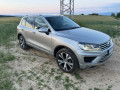 volkswagen-touareg-30-tdi-4motion-r-line-small-1