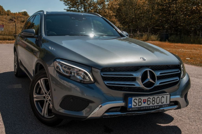 mercedes-benz-glc-mercedes-glc-4matic-big-3