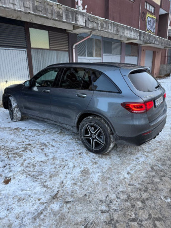 mercedes-benz-glc-300de-amg-line-night-packet-big-2
