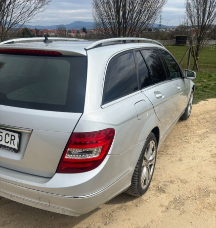 mercedes-benz-c-trieda-220-cdi-big-2