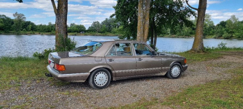 mercedes-benz-500-e-mercedes-benz-s-trieda-500-se-v8-w126-1989-povodny-stav-velur-big-2