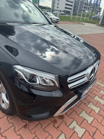 mercedes-benz-glc-suv-glc-220d-4x4-big-3
