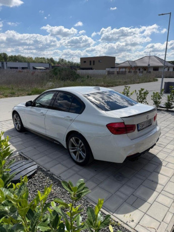 bmw-rad-3-320d-xdrive-m-sport-nove-bmw-rozvody-big-2