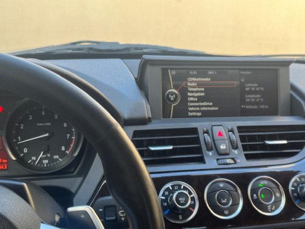 bmw-z4-sdrive20i-at-big-0