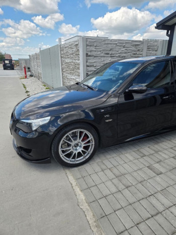 bmw-m5-bmw-m5-e60-big-2