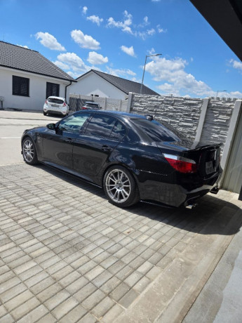 bmw-m5-bmw-m5-e60-big-0