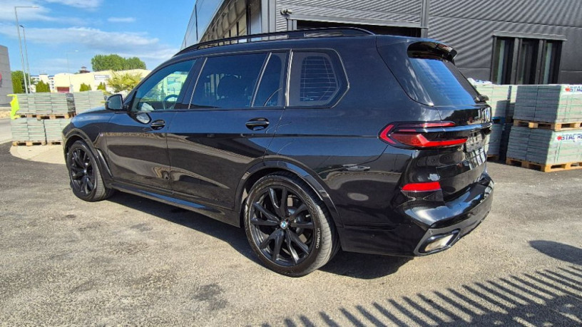 bmw-x7-xdrive-40d-m-packet-big-2