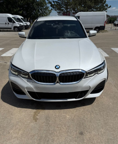bmw-rad-3-touring-330d-touring-xdrive-at-195kw265hp-a8-big-1