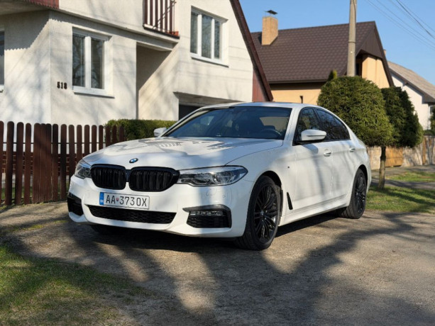 bmw-rad-5-530d-xdrive-at-195kw265hp-a8-big-0
