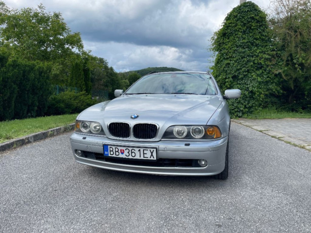 bmw-rad-5-touring-530-dt-142kw193hp-m5-big-1