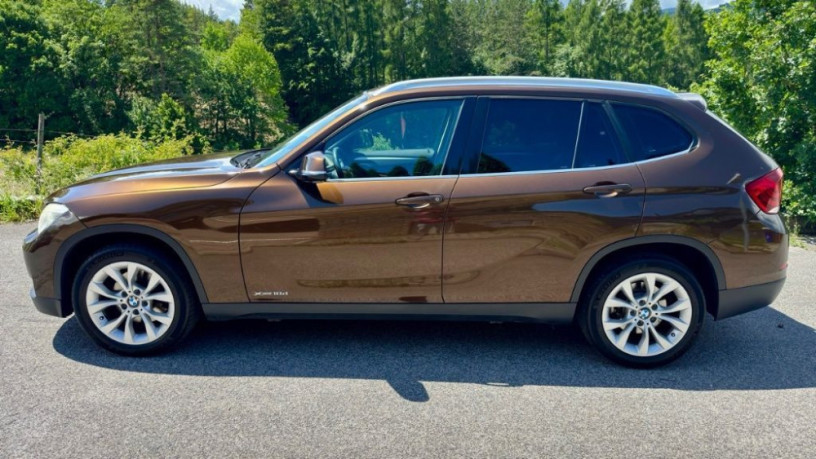 bmw-x1-xdrive-18d-at-105kw143hp-a8-big-3