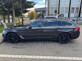 bmw-rad-5-touring-530d-xdrive-at-195kw265hp-a8