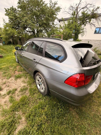 bmw-rad-3-touring-318d-big-1