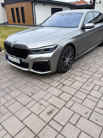 bmw-rad-7-745le-x-drive-big-0