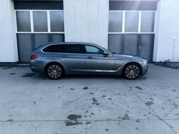 bmw-rad-5-touring-530d-xd-nezavisle-kurenie-big-2