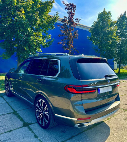 bmw-x7-xdrive-40d-mhev-at-259kw352hp-a8-big-2