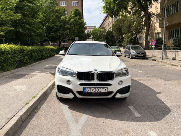 bmw-x6-xdrive-30d-standard-at-190kw258hp-a8-big-1