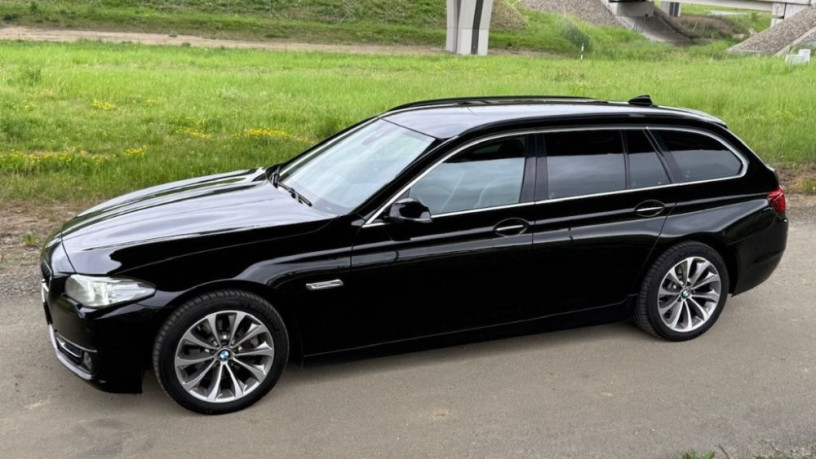 bmw-rad-5-touring-luxury-135kw-big-1