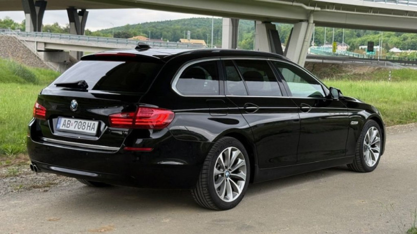 bmw-rad-5-touring-luxury-135kw-big-0