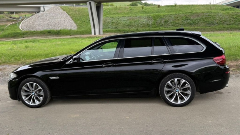 bmw-rad-5-touring-luxury-135kw-big-2