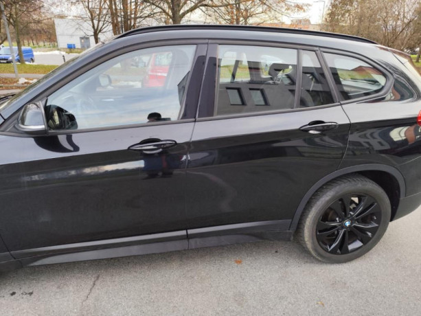 bmw-x1-sdrive-18d-big-3