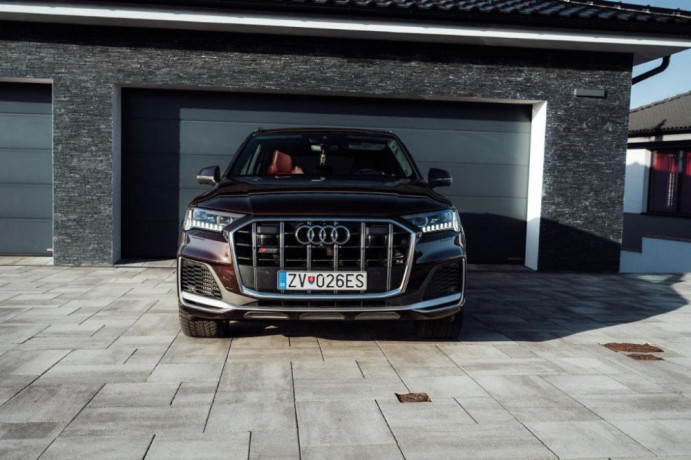 audi-sq7-40-lt-mildhybrid-vo-full-vybave-a-komplet-servise-big-0
