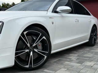 audi-s8-karbon-keramicke-brzdy-700ps-mtm